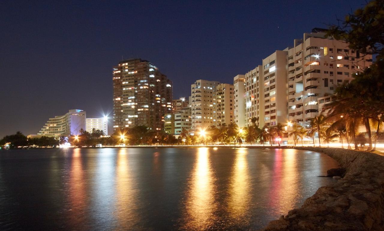 Hotel Costa Bahia Cartagena Buitenkant foto