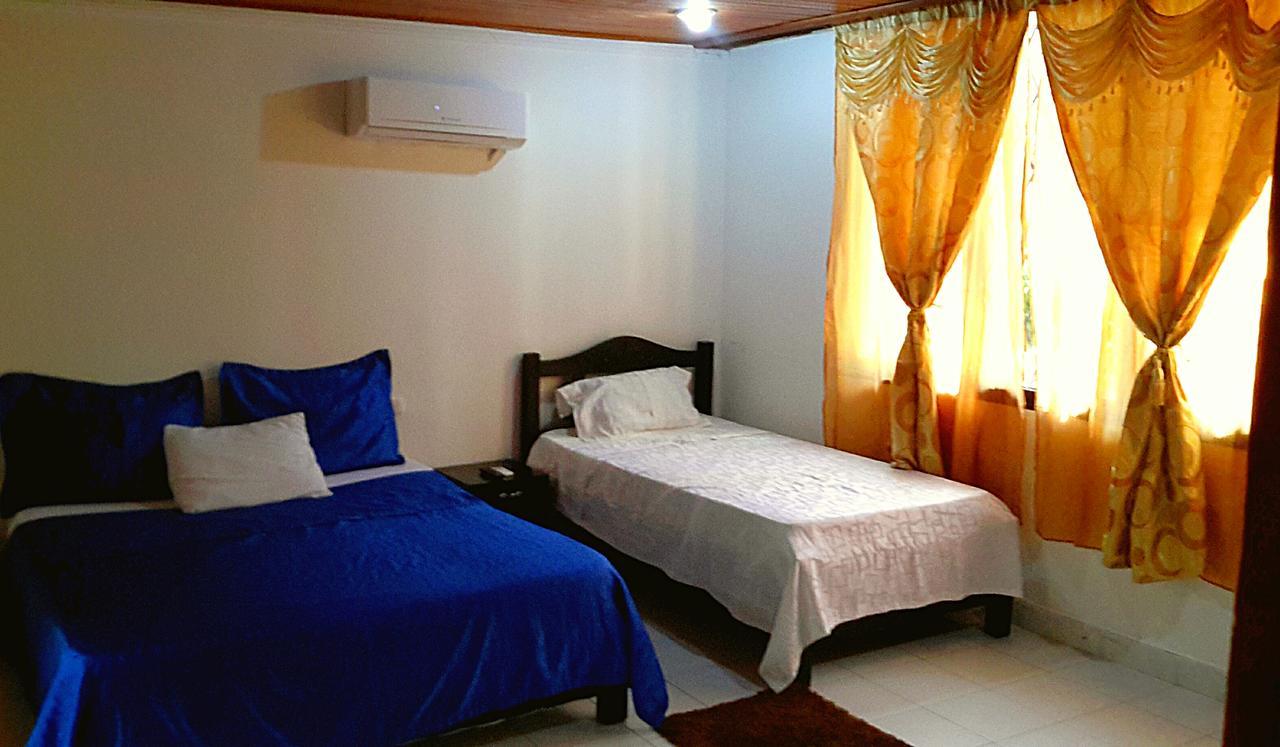 Hotel Costa Bahia Cartagena Buitenkant foto
