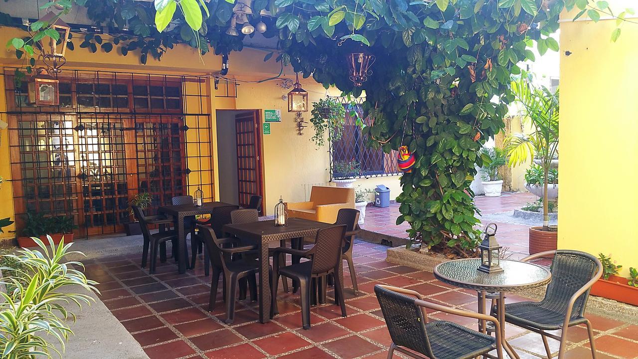 Hotel Costa Bahia Cartagena Buitenkant foto